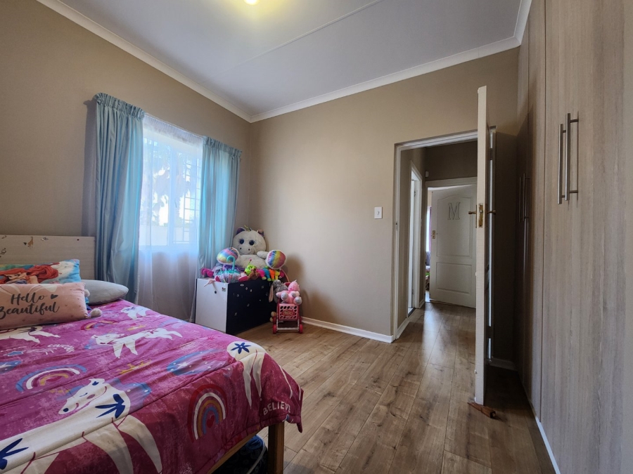 3 Bedroom Property for Sale in King George Park Western Cape